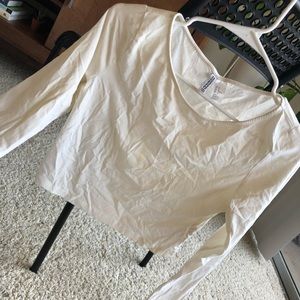 White long sleeve crop top